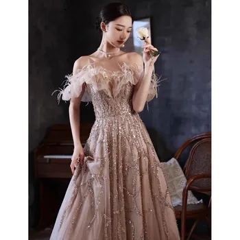 Luxusný Off Ramenný Série Večerné Šaty 2022 Formálne Šaty Elegantné Pierko Elegantné Dámy Strany Zlatko