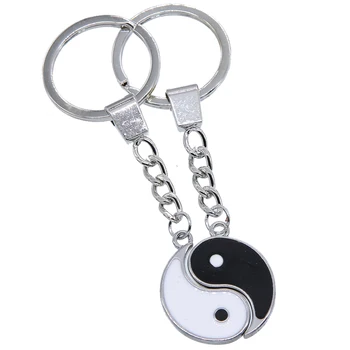 Nádherné párovanie Čína yin yang pár keychain creative auto keychain mužov a žien krúžok Smalt Black White Pár Čaro