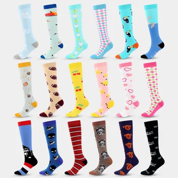 Nové Kompresné Ponožky Outdoor Koni Ženy a Mužov Rôznych Metrov Ponožky Elastické Športové Roztomilý V Trubice Ponožky Calcetines